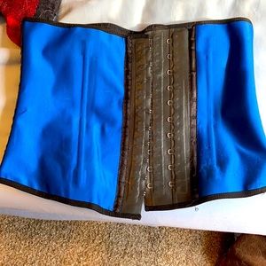 Blue waist trainer